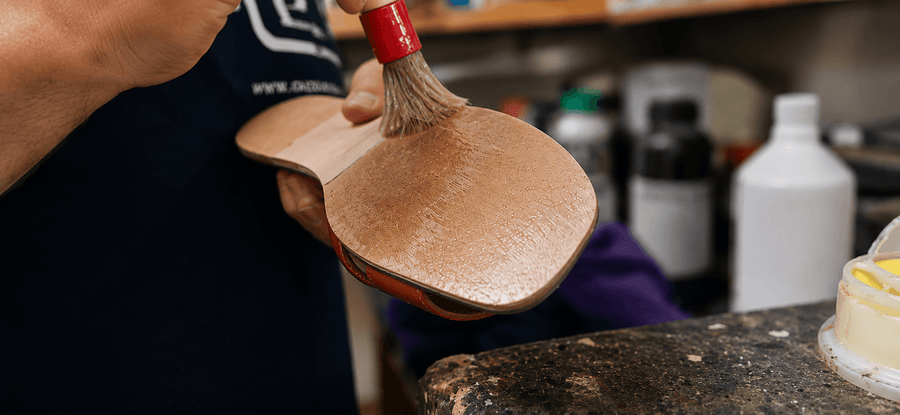 Esempio di riparazione artigianale di scarpe