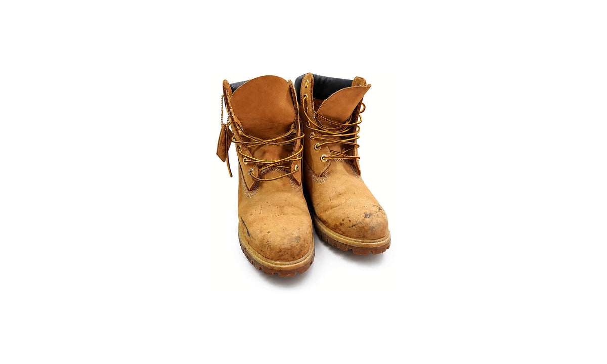 Scarpa danneggiata prima della riparazione